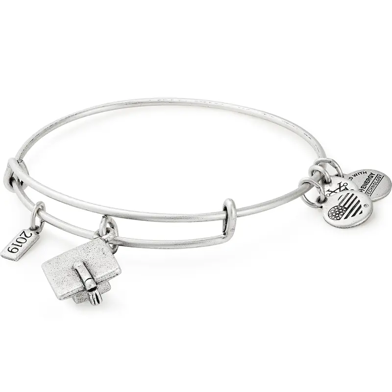 2019 Graduation Cap Charm Bangle