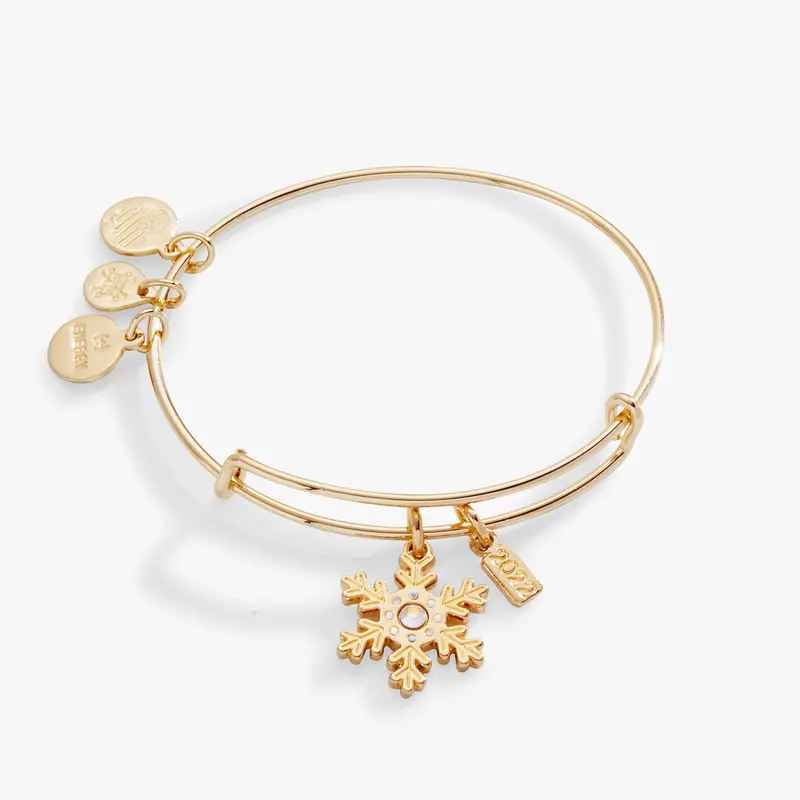 2022 Holiday Snowflake Charm Bangle – Festive Winter-Themed Jewelry