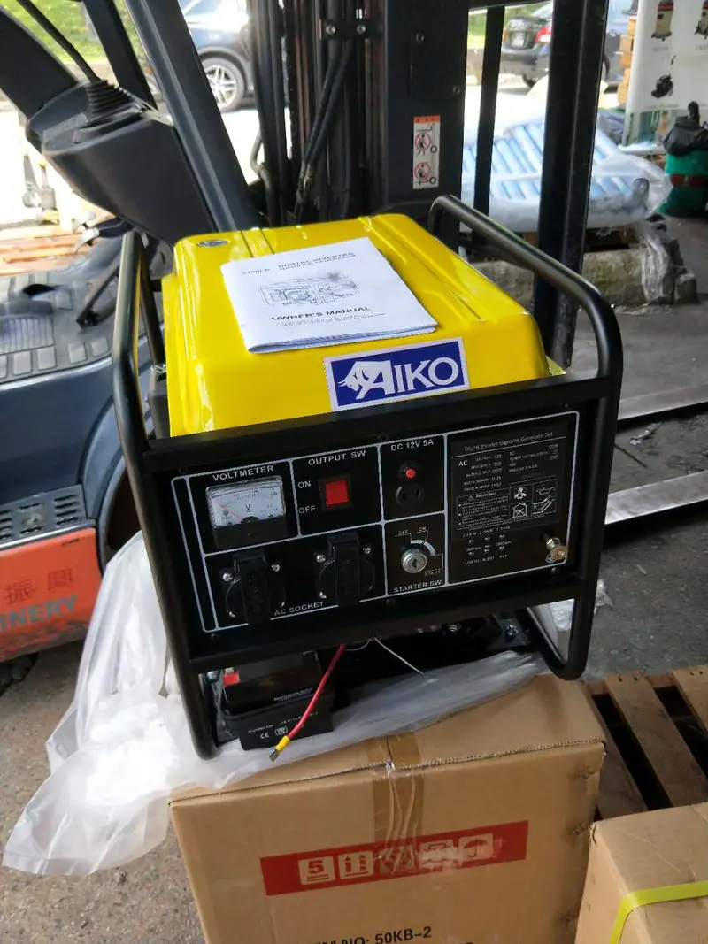 Aiko 3500W Inverter Gasoline Generator with Integrated Battery | Model NH3500I