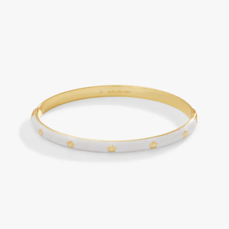 Daisy Hinge Bangle – Floral Motif Cuff with Secure Closure