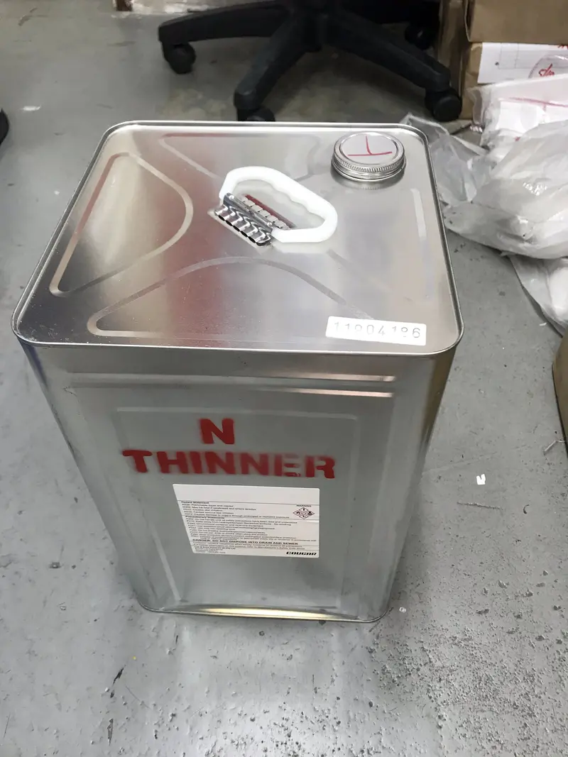 Industrial Solvent Thinner – Available in 3.5L (1 Gal) and 18.9L (5 Gal) Containers