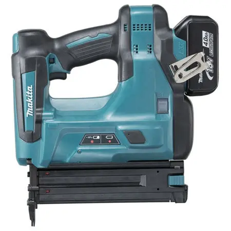 Makita DBN500RFE 18V 50mm Brad Nailer – 3.0Ah Battery Compatible