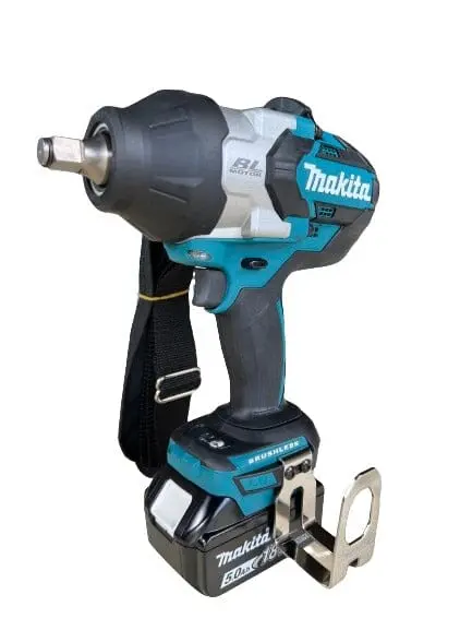Makita DTW1002JX2 Cordless 1/2″ Impact Wrench — Brushless Motor, High Torque Output