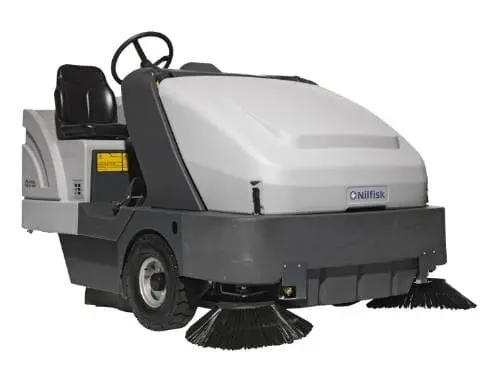 Nilfisk SR1601 Maxi Diesel Ride-On Sweeper – Industrial-Strength Cleaning for Large Areas