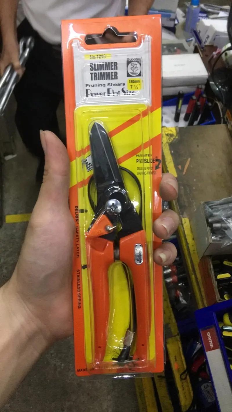 Saboten SHEAR-S1210 7.25-Inch Slim Pruning Shears for Delicate Branch Trimming