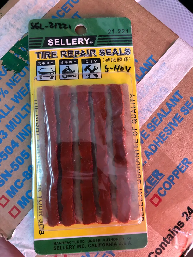 Sellery 5-Piece Tire Plug Repair Kit for Punctures – Model SEL-21221