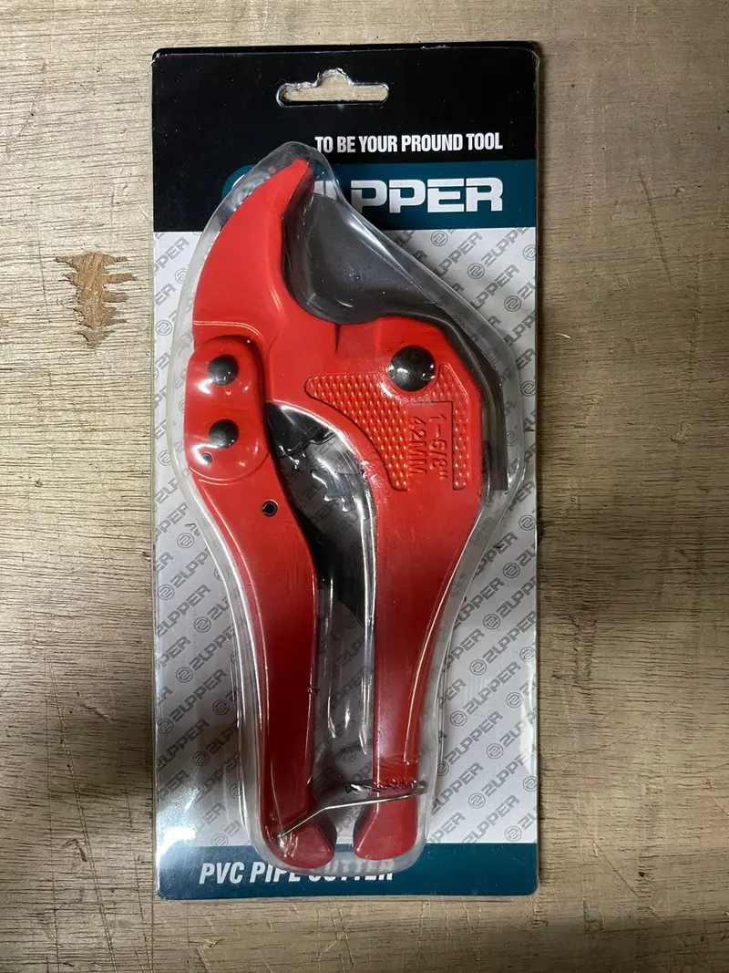 Zupper U42 PVC Pipe Cutter – 42mm Capacity, Precision Ratcheting Design